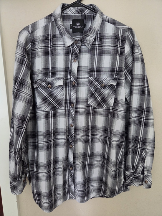 Volcom Tops - Volcom Black & White Plaid Button-Up Flannel
